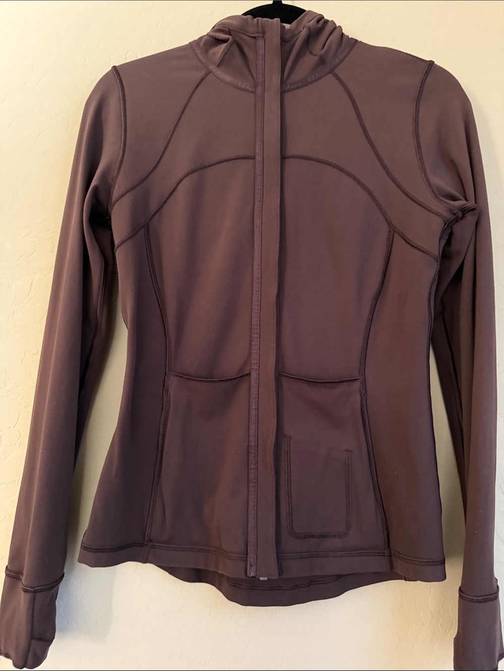 lululemon athletica Define Hooded Jacket Nulu Black Plum (Plum/Brown) Size 8 - Picture 8 of 15